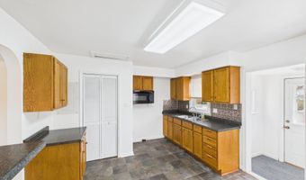 309 E 34th St, Anderson, IN 46013