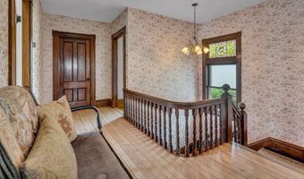 50 Portsmouth Rd, Amesbury, MA 01913