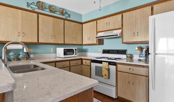 120 Summit Beach Dr, Algoma, WI 54201