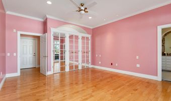 104 Hopewell Rd, Alton, NH 03809