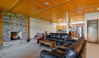 342 Eagle Point Dr, Albany, KY 42602
