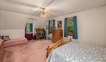 65 Paquette Rd, Bethel, VT 05060