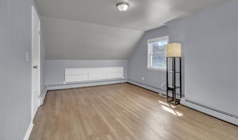 6 Briarwood Rd, Albany, NY 12211