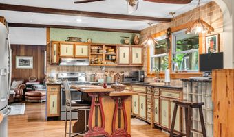 19 W Illinois Ave, Absecon, NJ 08201