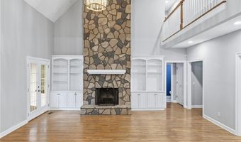 8882 TARA Ln, Auburn, AL 36830