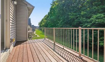951 Addington Ln 135, Ann Arbor, MI 48108
