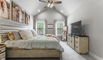 16 Hawthorn Ln, Bella Vista, AR 72715