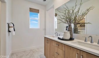 1750 E Park St 18, Anaheim, CA 92805