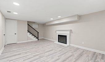 2551 23RD Rd N, Arlington, VA 22207