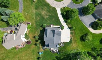 5337 River Basin Ct NE, Ada, MI 49301
