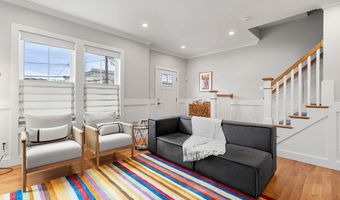 18 Breck Ave 18, Boston, MA 02135