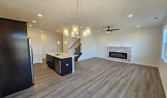 334 N Masters Dr, Addison, IL 60101