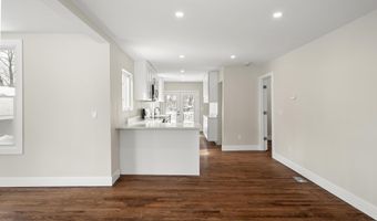 6 Juniper Ridge Dr, Danbury, CT 06811