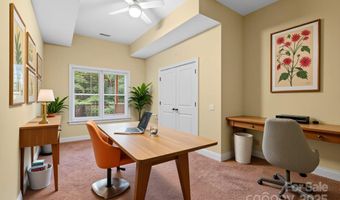 103 Village Pointe Ln, Asheville, NC 28803