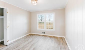 674 Yancey Rd, Arnoldsville, GA 30619