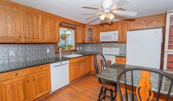 105 Fordson Ave, Cranston, RI 02910