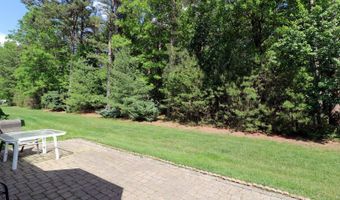 27 Vineyard Way, Barnegat, NJ 08005