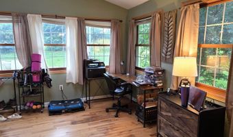 19 Park Lane Dr, Athens, OH 45701