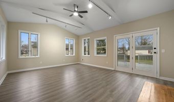 115 W HIGH St, Felton, DE 19943