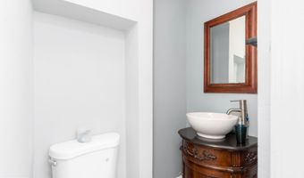 521 E 23RD St, Baltimore, MD 21218