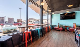 215 SE 10TH St, Bandon, OR 97411