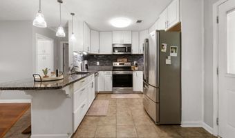 246 Plum Dr, Austin, AR 72007