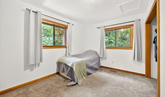 740 Park St, Ashland, OR 97520