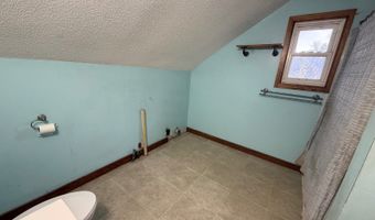 939 S 4th St, Albion, NE 68620