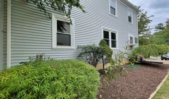 3834 13TH St N, Arlington, VA 22201