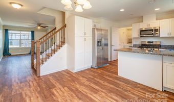 1106 Lynwood Forest Rd, Arden, NC 28704