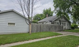 901 N 1ST St, Aberdeen, SD 57401
