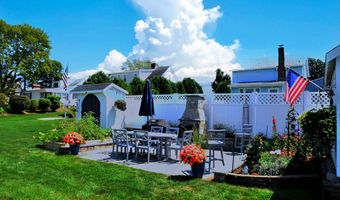 6 Kelsey Rd, Clinton, CT 06413