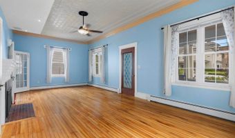 230 French St, Bangor, ME 04401