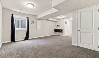 1901 30th Ave SW, Altoona, IA 50009