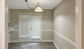 594 Acorn Ln, Brandon, MS 39047