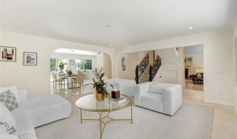 17043 Empanada Pl, Encino, CA 91436