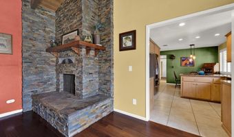 1402 Big Red Rd, Alpine, CA 91901