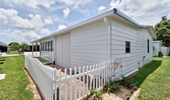 914 Jacaranda Dr, Barefoot Bay, FL 32976