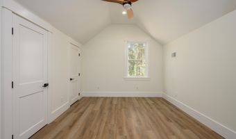 15 Woods Ln, Beaufort, SC 29907