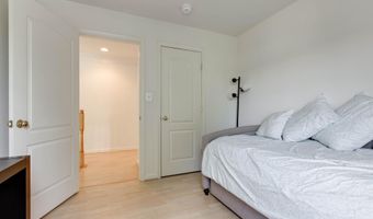 8101 GLEN ARBOR Dr, Baltimore, MD 21237