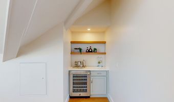 4 Longview Dr 404, Atkinson, NH 03811