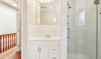 14 SEATON Pl NW, Washington, DC 20001