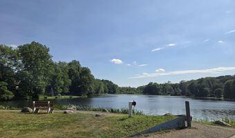 160 Main St, Berlin, CT 06037