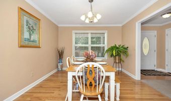 1702 Bellview Dr, Athens, AL 35611