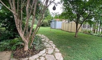 522 N Fourth St, Bardstown, KY 40004