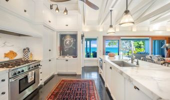 1586 Mokulua Dr, Kailua, HI 96734