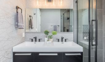 1332 G St SE 3, Washington, DC 20003