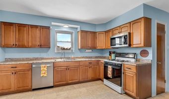 8216 Mackenzie Rd, Affton, MO 63123