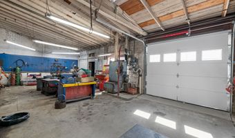 307 311 N Main, Andale, KS 67001