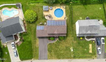 117 E Windswept Dr, Amsterdam, NY 12010